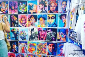 2-Hours Street Art Walking Tour in Medellin Comuna 13 - Street Art Stops Built Around Local Stories