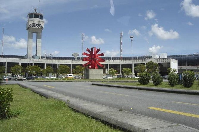Airport Pickup OR Drop Off in Medellín Private Service - How This Medellín Airport Transfer Works (and why it feels so easy)