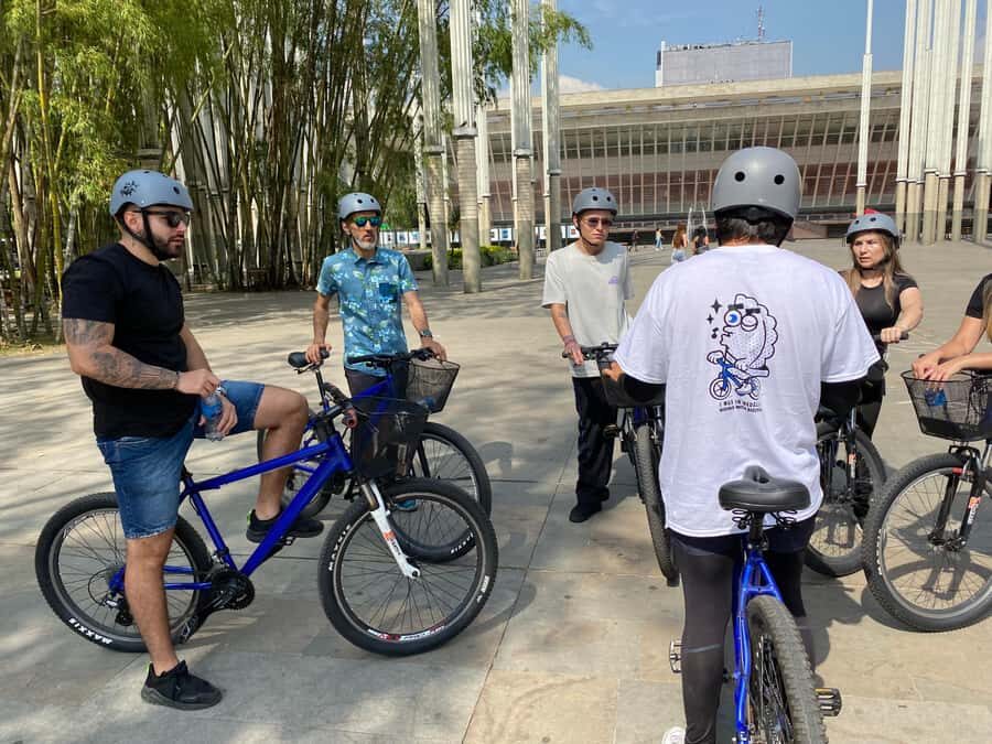 Bike Tour Medellin with Snacks and Local Beer - Key highlights at a glance