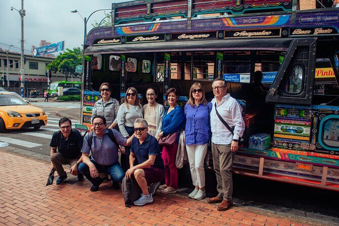 City tour Medellin + Comuna 13 + Graffititour Paisa for a day - Parque de los Pies Descalzos: a calmer start with nature and senses