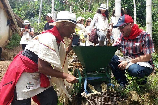 Coffee Tour In Horse Riding and Lunch In Medellin - Weather, Bugs, And Footwear: How To Pack For A Smooth Day