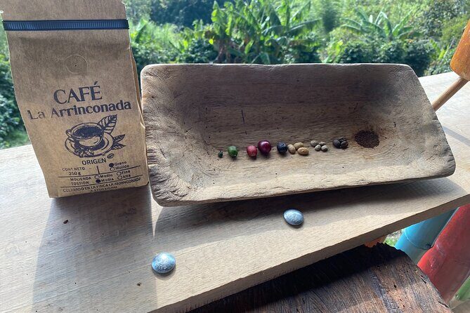 Coffee tour in Medellín with tastings and transportation - Fiambre paisa lunch (plus dessert): fuel after the tasting sprint