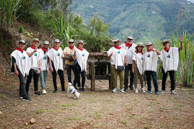 Coffee Tour with arrival on horseback and sugar cane processing - Coffee Tasting and Learning How to Drink Better