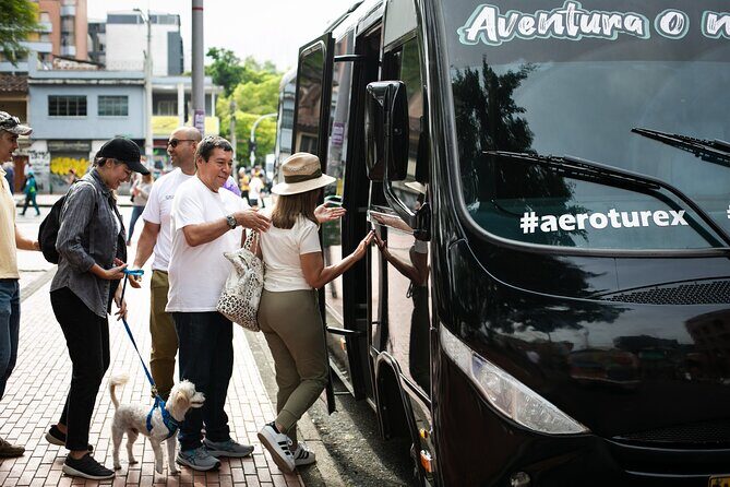Coffee Tour with arrival on horseback and sugar cane processing - The Family Touch: Guides Like Christian, Mateo, and Omar