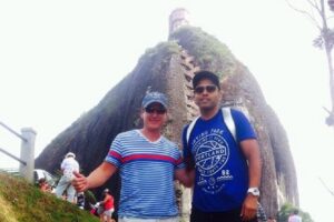 Combo Guatape and Medellin Sightseeing Tours - Road Time Through Antioquia: Parque de Marinilla and the Village Feel