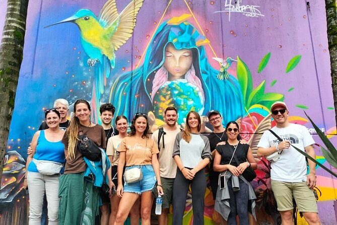 Commune 13 graffiti tour food Panoramic street and cable car - The final walk in Comuna 13: art, music, and movement