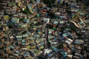 Comuna 13 & Downtown: From violence to innovation - Stop 1: Plaza Botero and 23 works you can spot in ten minutes