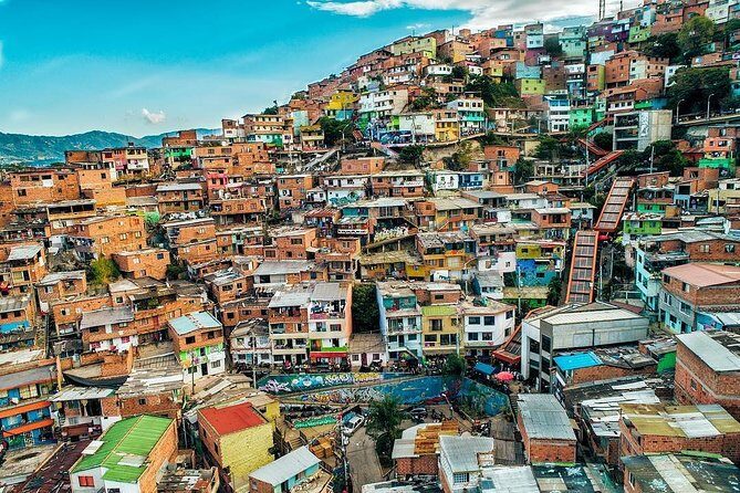 Comuna 13 Graffiti Tour with Street Food - Key Highlights You’ll Actually Feel on This Walk