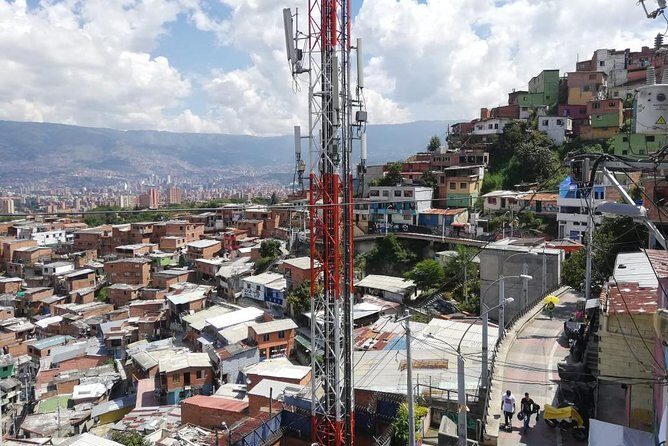 Comuna 13 tour and cable car - Key highlights you’ll feel in your day