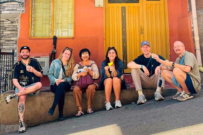 Comuna 4 Walking Tour Medellin - Meeting Toto and Gladys: community guides set the tone