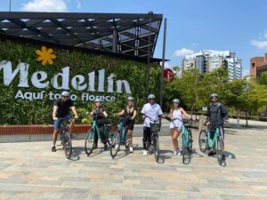 E-Bike City Tour Medellin with Local beer and Snacks - Pueblito Paisa: the paisa-town hour that sets up your best Medellín photos
