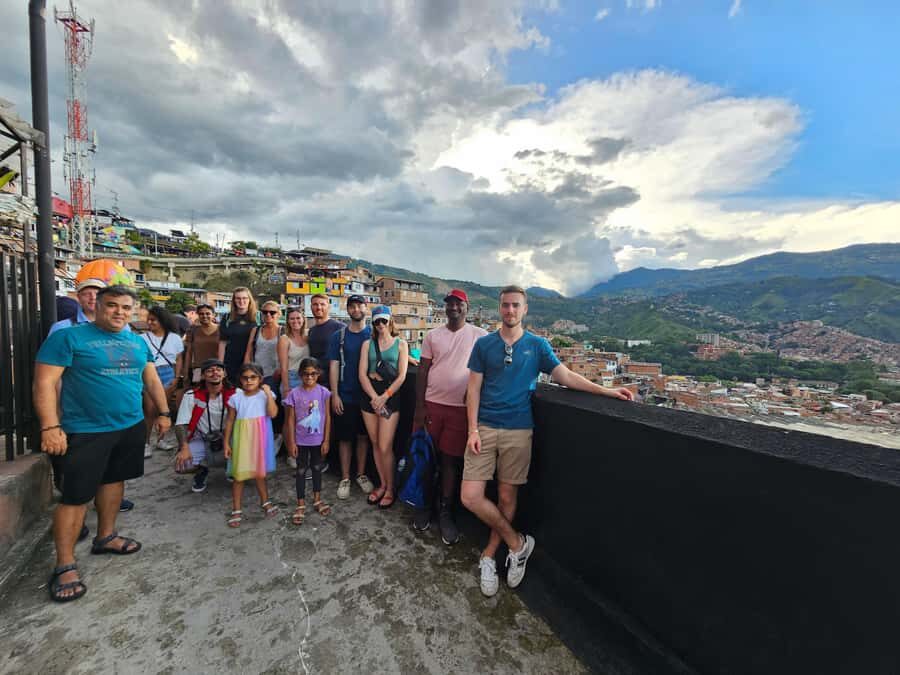 Graffiti Tour comuna 13 and cable car (made by local guides) - Escalators and Views: The Medellín Panorama Moment