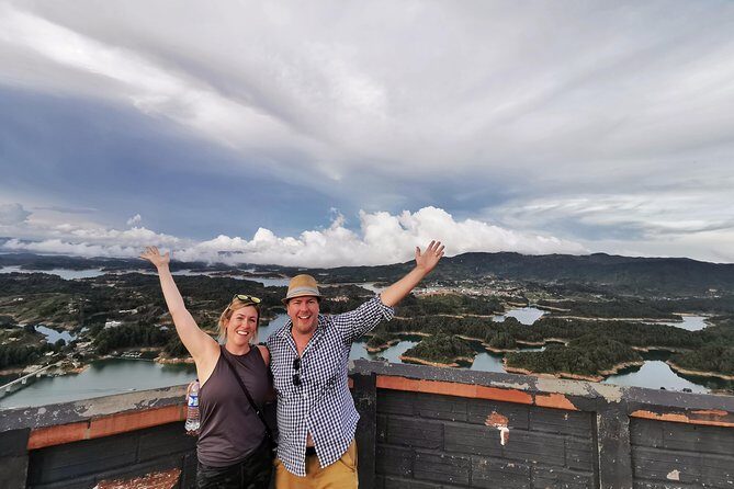 Guatape & Paragliding & El Peñol Rock & Quaint Town From Medellin - Drive to El Peñol: mountain farms, sharp timing, and a guided story of the rock
