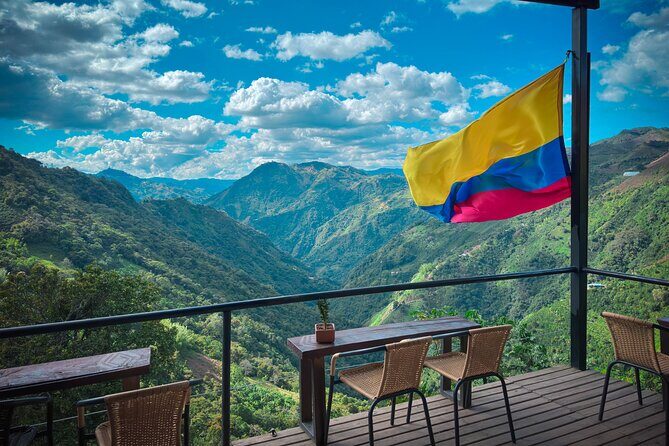 Highest Zipline of Colombia Over Mountains, Jungles & Waterfalls - Colombia’s highest zipline: 1,000 ft of air over waterfalls
