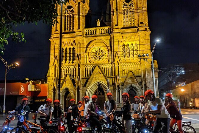 Medellín Christmas Lights E-Bike Tour with Snack & Donation - Belén Fátima: Illuminated Houses and a Message With a Purpose