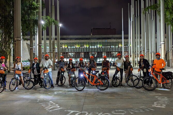 Medellín Christmas Lights E-Bike Tour with Snack & Donation - Guides, Group Size, and How Safety Actually Feels