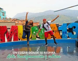 Medellín City Tour and Comuna 13 Experience - Parque de los Pies Descalzos, then Plaza Botero: art and calm between city motion