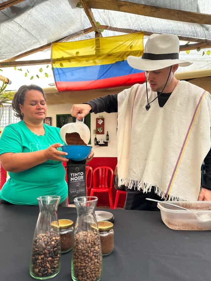 Medellín Coffee Farm Tour with Trolley and Cable Car Ride - Berry harvest in the fields: the part you’ll remember