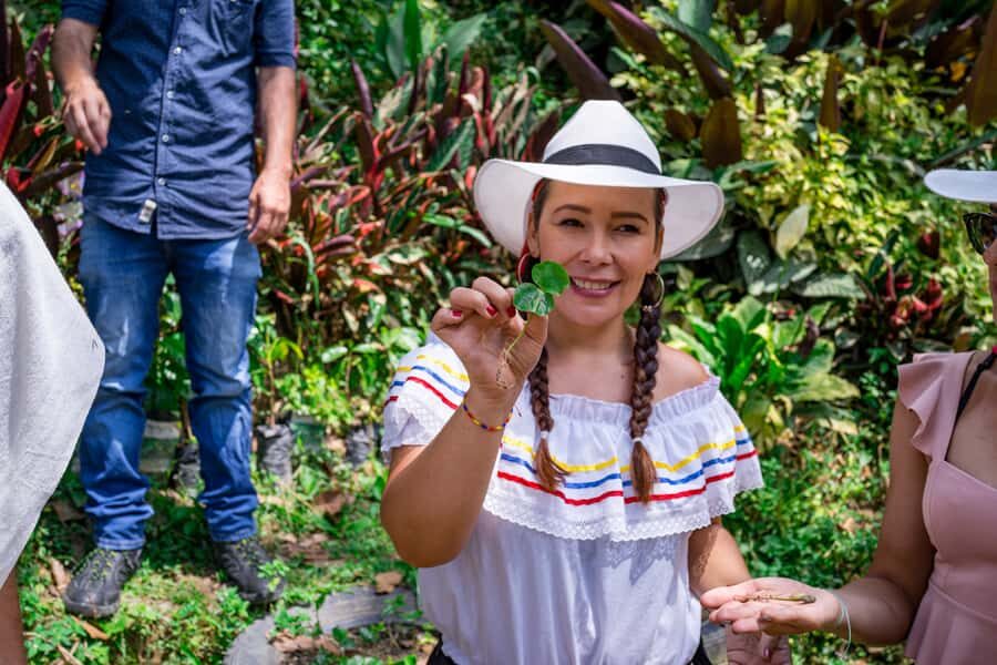 Medellin: Coffee Tour with Transport, Snacks and Tastings - Dress like a paisa muleteer and start the day with local pride