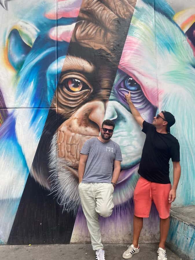 Medellín: Comuna 13 District Tour with Cable Car Ride - Why Comuna 13 feels different when you ride there, not just see it