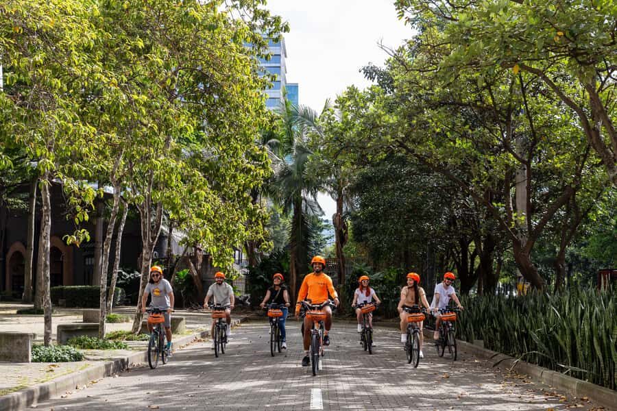 Medellín: E-bike and Foodie Tour - What you’ll eat: classic Medellín comfort food with context