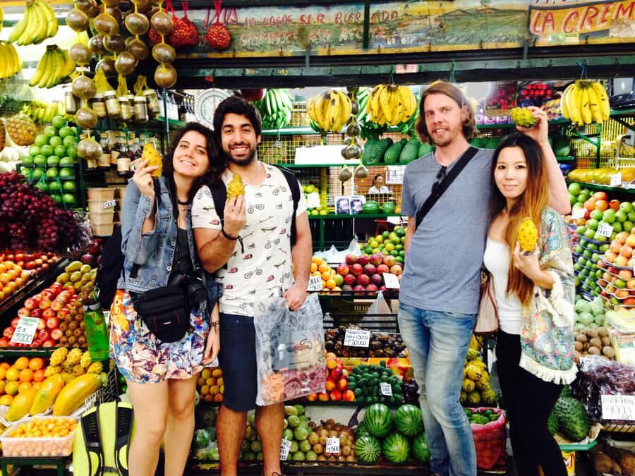 Medellín: Guided Exotic Fruits Tour - What happens in the market: how the tastings work
