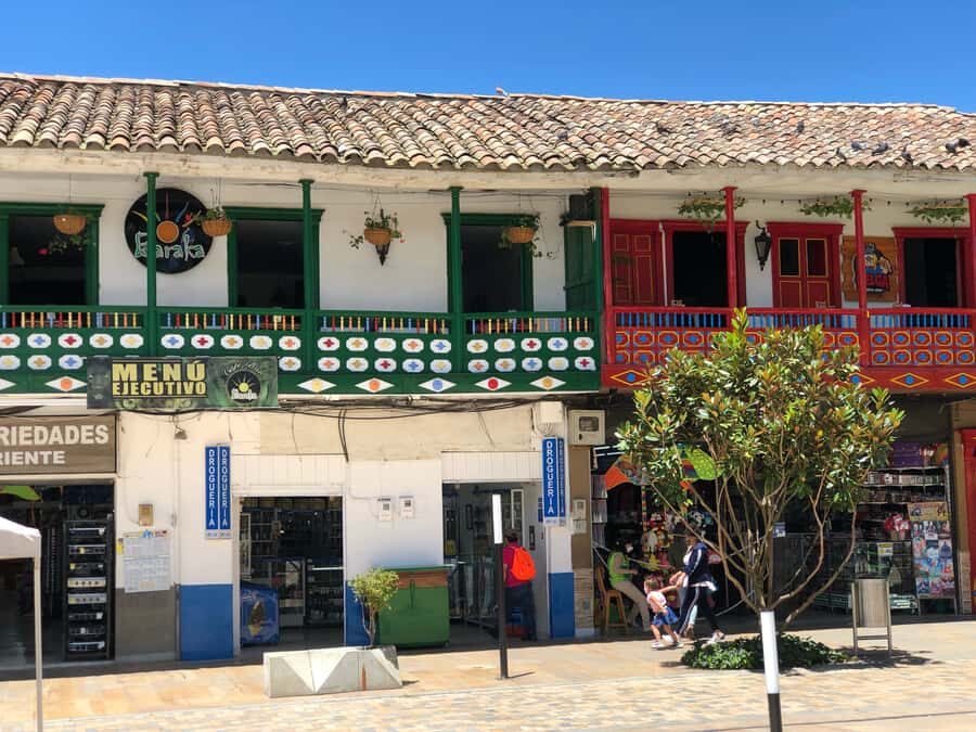 Medellín: Half-Day Private Colonial Towns Tour - What to Expect From Your Guide (and Why It Changes the Day)