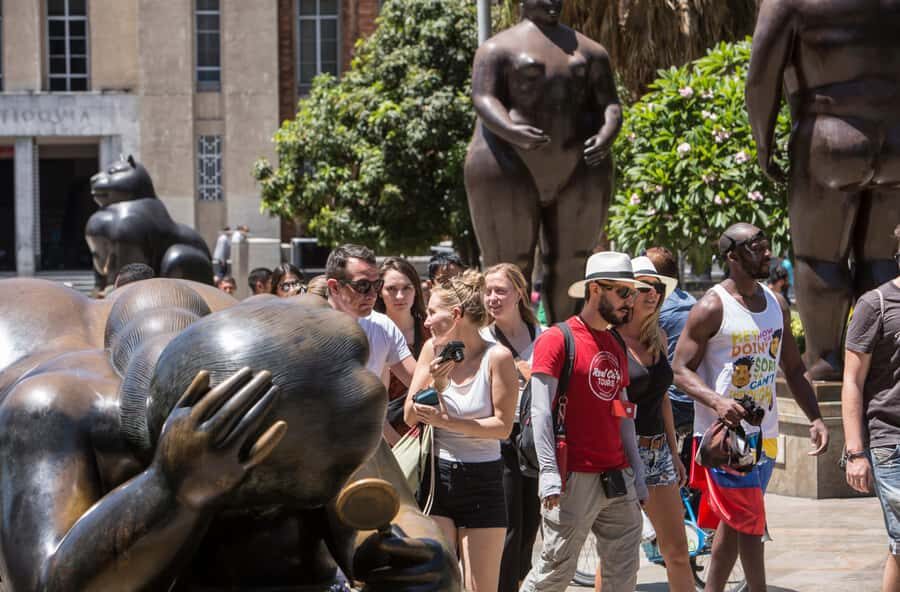 Medellin Historic Walking Tour - Key things that make this tour worth your afternoon