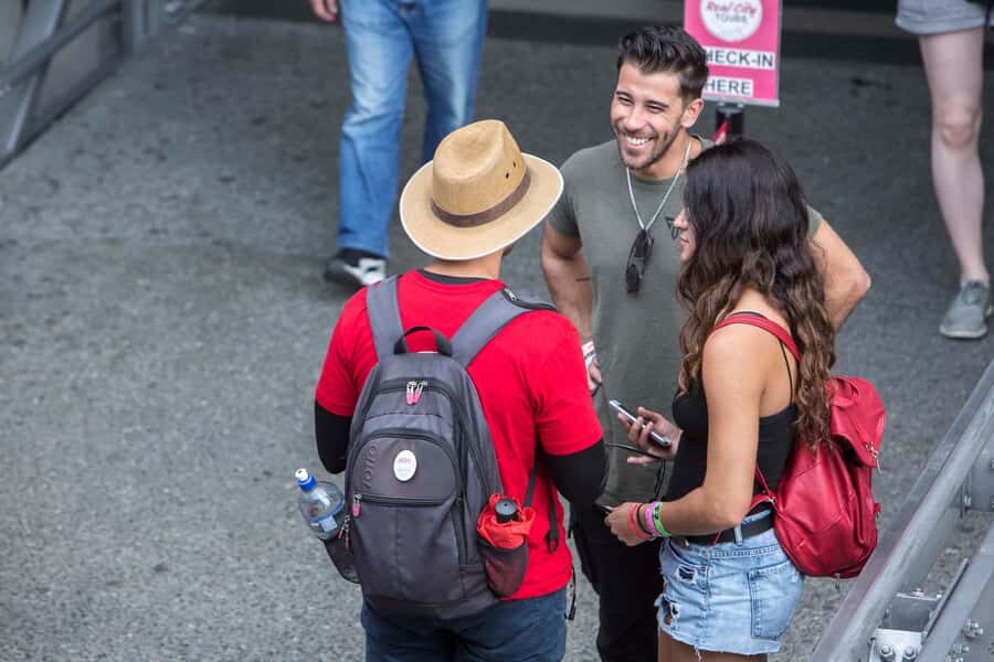 Medellin Historic Walking Tour - Plaza Botero, the extra hidden stop, and Parque Berrío: art meets the street