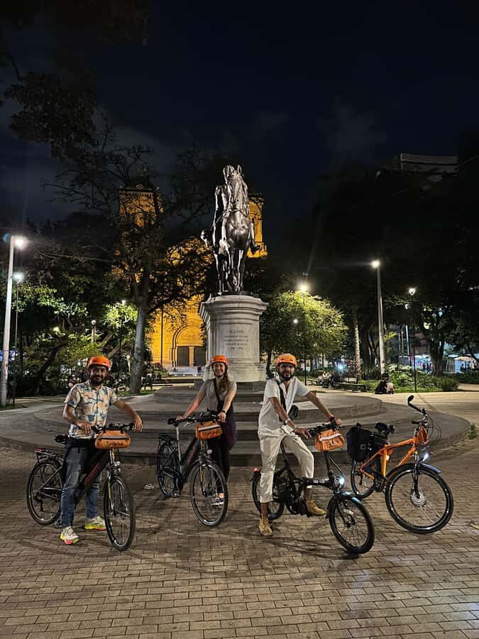 Medellín: History & Local Life Essentials Tour on an E-Bike - E-Bikes, Safety, and the Guide’s Real Value