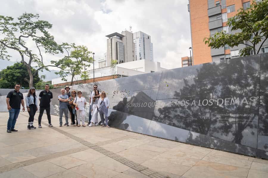 Medellín: Pablo Escobar Tour with Guide and Transportation - Meeting Point in El Poblado and How to Be Ready
