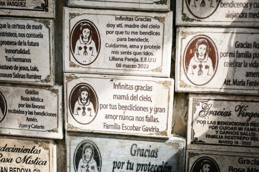 Medellín: Pablo Escobar Tour with Guide and Transportation - Scenic Medellín to Antioquia: Views That Help You Understand the City