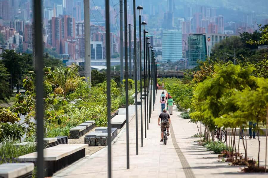 Medellín: Private City Tour and Comuna 13 Tour - Pueblito Paisa: a viewpoint stop that also teaches the lay of the land