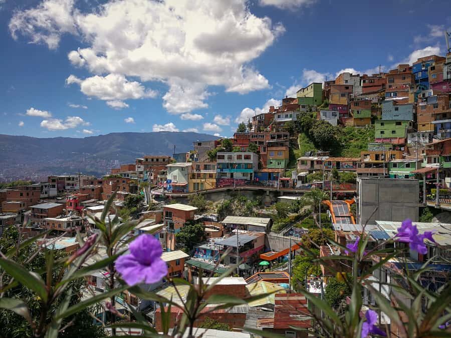 Medellín: Private City Tour with Metrocable and Comuna 13 - Should You Book This Medellín Tour?