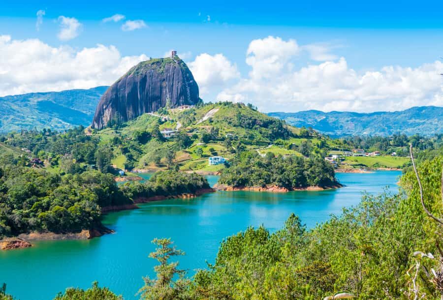 Medellín: Private Guatapé Tour w/ Breakfast, Lunch & Cruise - The Reservoir Boat Tour with Music: The Best Breather on the Itinerary