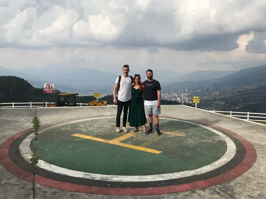 Medellín: Private Pablo Escobar Tour with Cable Car Ride - Should you book this Medellín Escobar tour with City Vibes Tours?