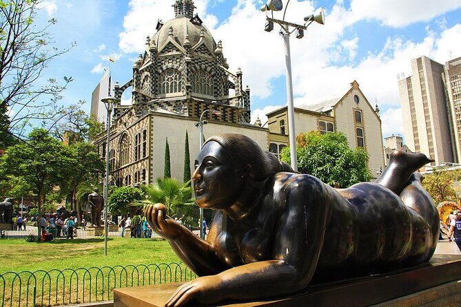 Medellín Tour: Themed Vehicles, Tram Ride and Metrocable - La Alpujarra to San Antonio: start with skyline views and a transit orientation