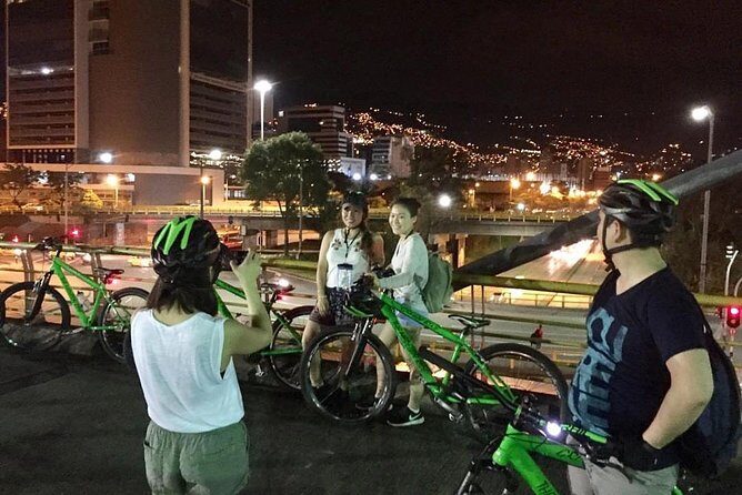 Night Bike Tour In Medellin, Typical Snacks, Beer and Spectacular Viewpoints - Plaza Botero: A Smart Story Stop With Real Photo Time