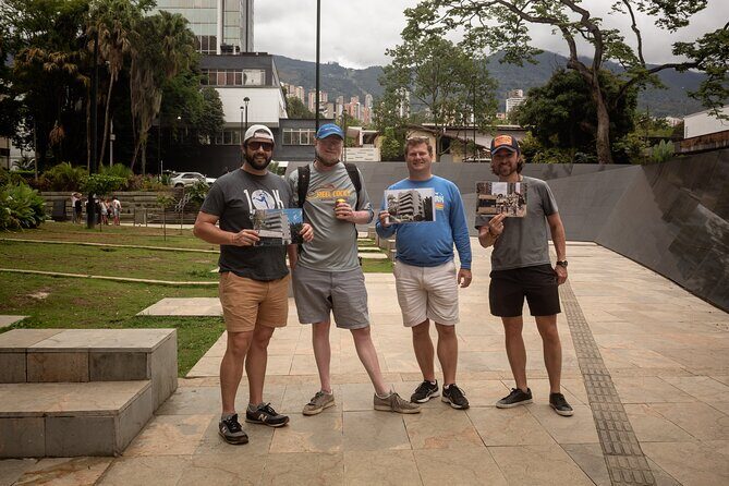 Pablo Escobar Private Tour : Violent Times and The New Medellin - Stop 2: Barrio Pablo Escobar and the mural in a real neighborhood