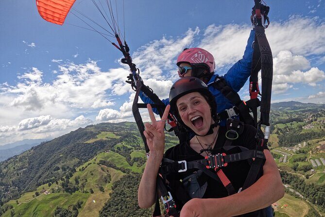 Paragliding flight in Medellin - Key Highlights to Know Before You Go