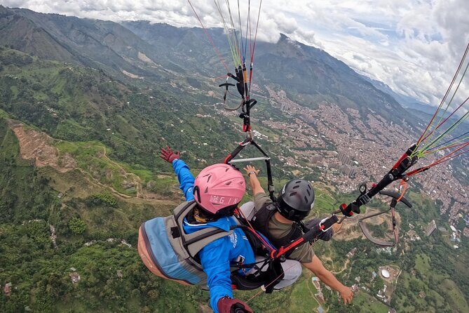 Paragliding flight in Medellin - Safety, Equipment, and Why This Feels More Confident Than You Think