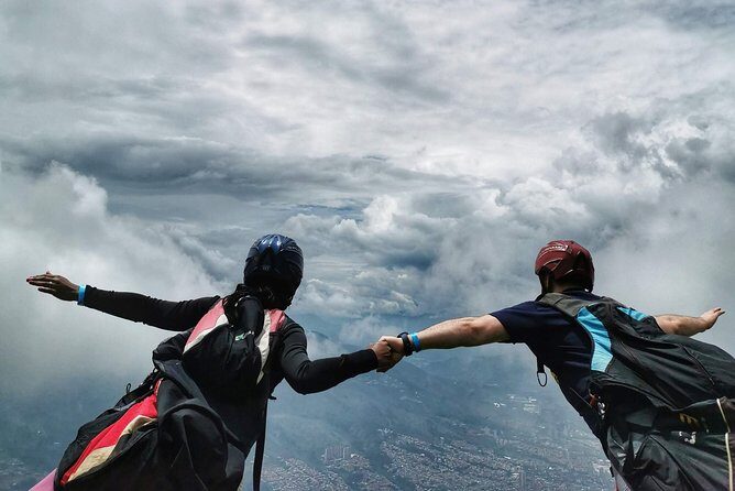 Paragliding in Medellin Includes GoPro and Pick up & Drop off - How long you’ll wait, and why that’s normal