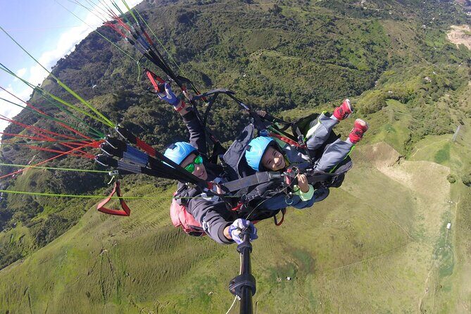 Parapente Zona De Vuelo En Medellín - Longer Flights Over Páramos and the Monastery: More Time to Take It In
