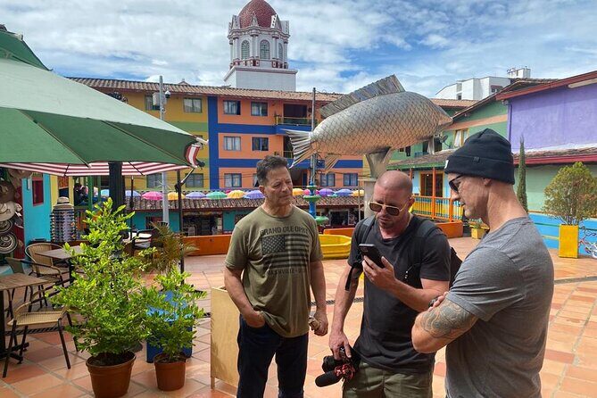 Private Tour to Guatapé and The Rock of El Peñol from Medellín! - Why an early-morning private start changes everything