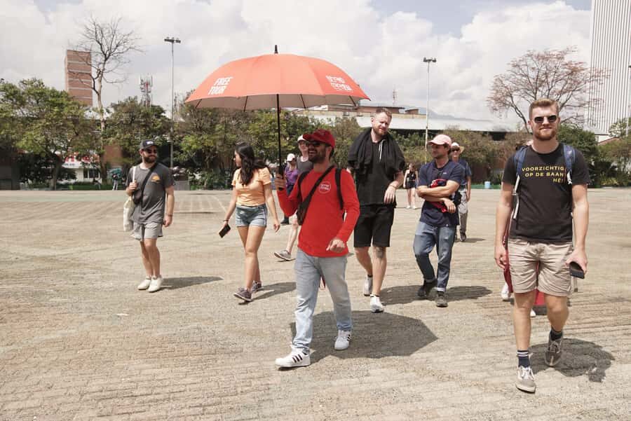 Shared Medellín Downtown Tour with Wireless Audio - FAQ