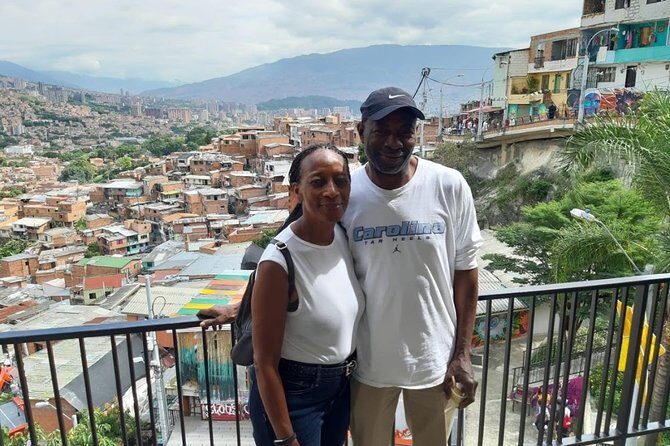 The best private guided tour in Medellin Colombia - El Pueblito Paisa: a traditional Antioqueño town replica, built for orientation